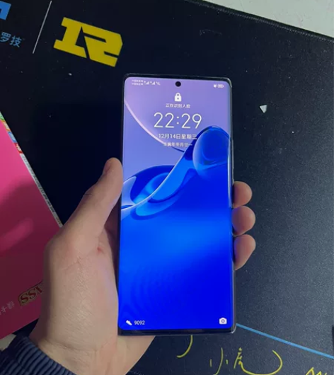 荣耀60 8 +256g 无拆无修，几乎全...