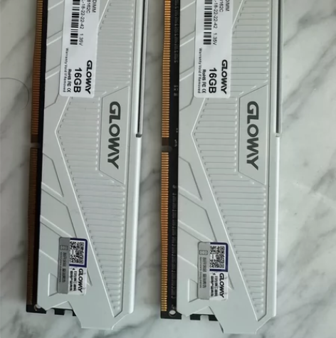 内存16x2光威 32G DDR4 320...