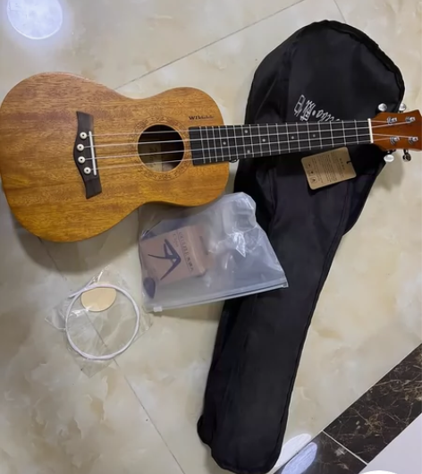 全新尤克里里，一次没有用过 感兴趣的话点“...