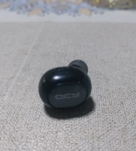 qcy q26蓝牙耳机搬家低价处理 感兴趣...