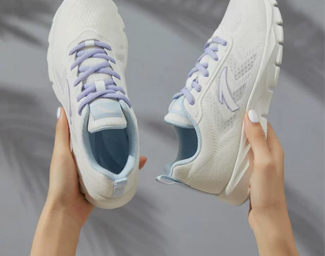 安踏跑鞋女2021秋季学生轻便跑步鞋运动鞋...