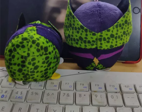 七龙珠 沙鲁 毛绒 挂件 玩偶 标价为两个...