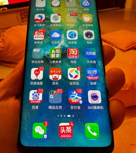华为mate20pro 128g。自用,磕...