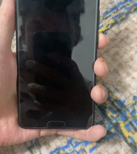 华为Mate 10 闲置出售 99新 完美...