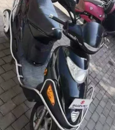 转闲置铃木踏板摩托车一辆，需要的联系138...