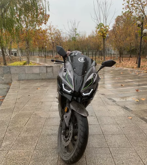 国产H2  单缸200cc  1000多公...