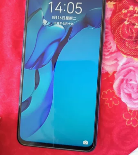 华为畅享20Pro8+128大内存，女生自...