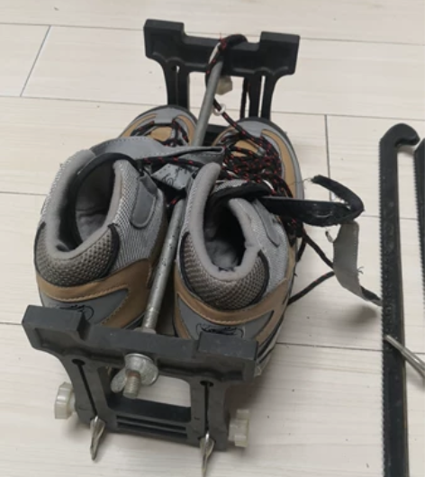 黑龙冰刀，带磨刀架新旧程度 ，九层新 感兴...