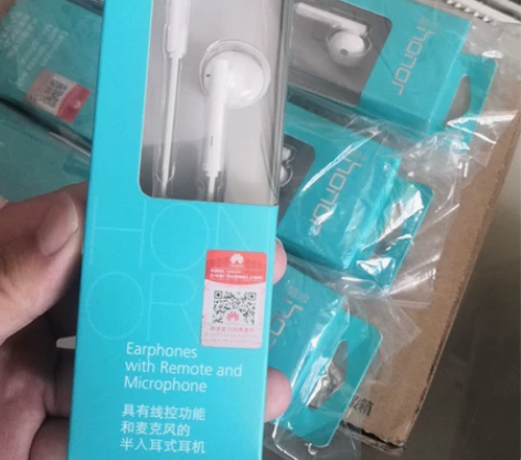 荣耀honor/荣耀am115具有线控功能...