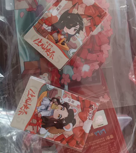 #潮流盲盒手办 天官赐福的Q版手办,b站买...