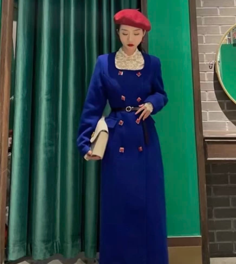 朝花夕拾蓝色复古大衣 小码 颜色超正 感兴...