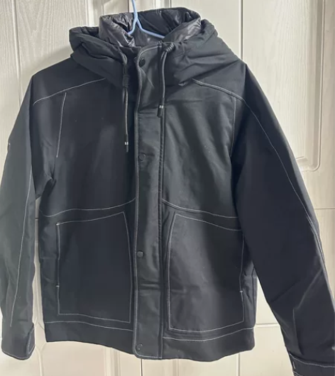 男羽绒服 双领 只穿过一次 99新 店里3...