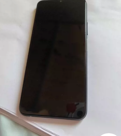 VIVO Y30   8+128G曜石黑 ...