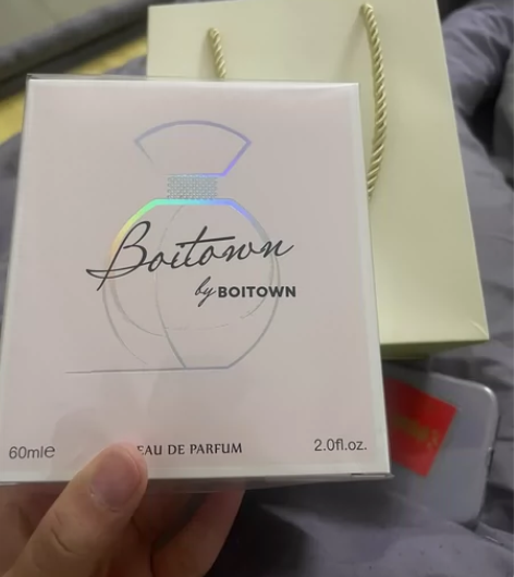 全新冰希黎幻彩鎏金香水 60ml，未拆封。...