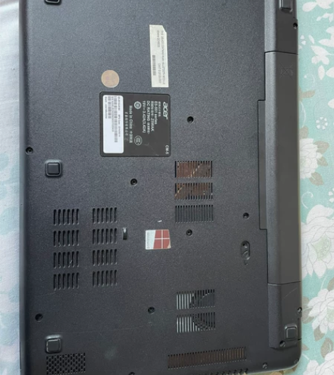 acer宏基笔记本电脑,2015年购入。只...