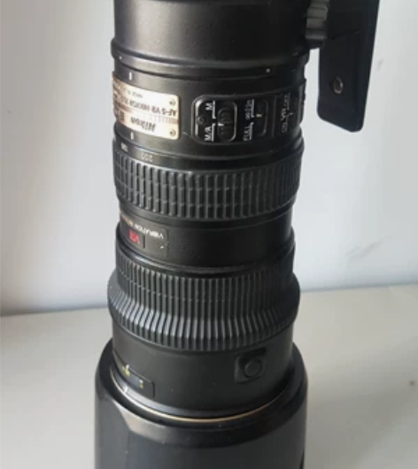为朋友代售尼康70-200镜头，尼康D30...