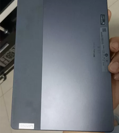 联想小新pad 坏机器  插电有反应 充不...