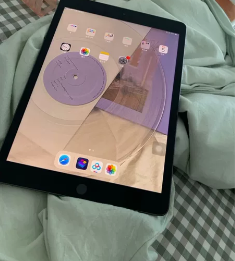 闲置不用了，靓机出 iPad 2019款1...