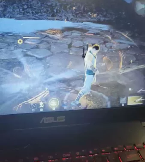 华硕飞行堡垒游戏本，可以玩英雄联盟，永劫无...