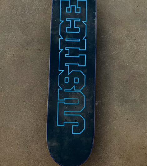 JUSTICE滑板 自用 版面有点小剐蹭 ...
