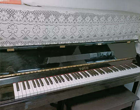 低价出售钢琴(准新琴)，日系品牌，黑色，柚...