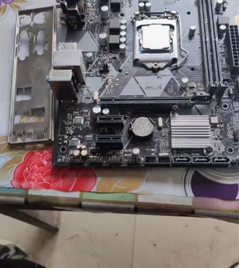 酷睿i3-8100主板cpu内存套装，包含...