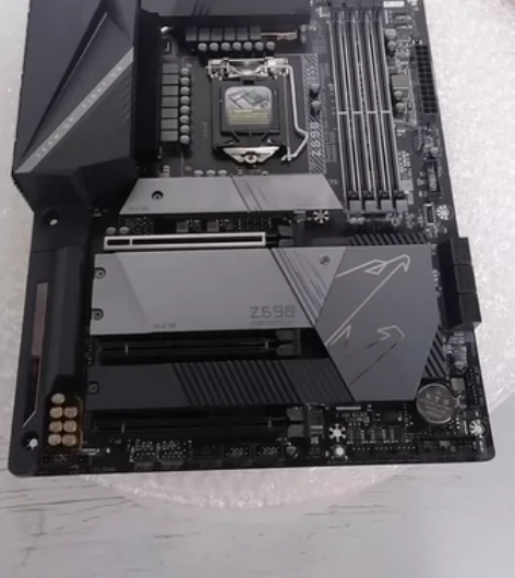 技嘉小雕PRO z590 wifi电脑主板...