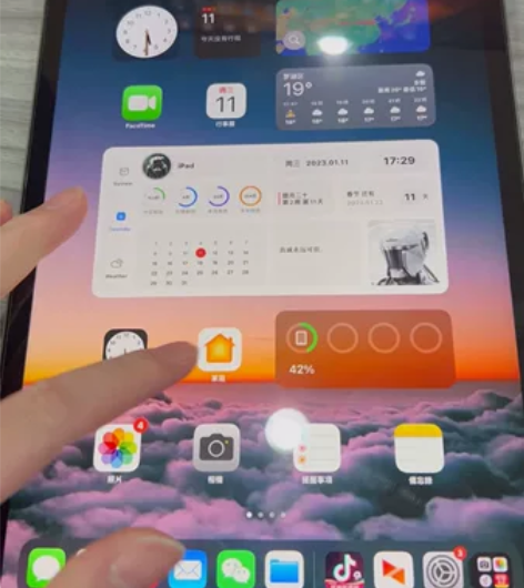 出自用iPad pro2021Wi-Fi版...
