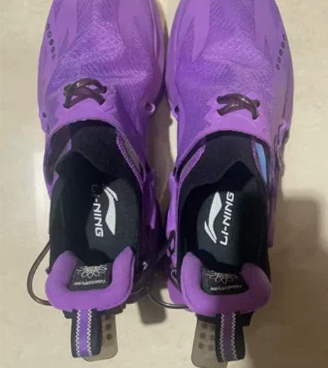 李宁男士运动鞋 感兴趣的话点“我想要”和我...