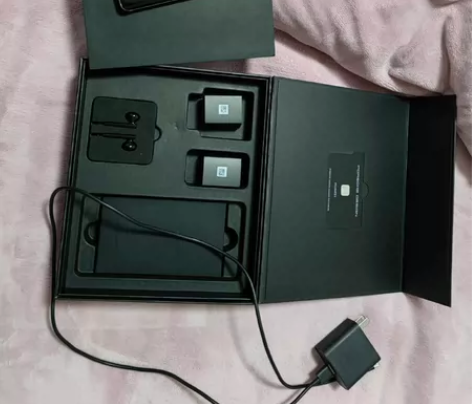 华为mate40保时捷，12+256的。手...