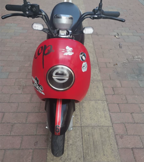 台玲6o伏电动车，几乎全新的一样，小巧方便...