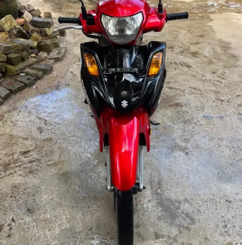 铃木SR110。弯梁摩托车  铃木独标。 ...
