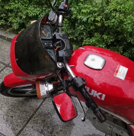 铃木gs125 一年就骑几次!没坏过,在车...