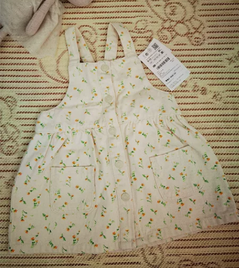 zara 背带裙 80码 全新 感兴趣的话...