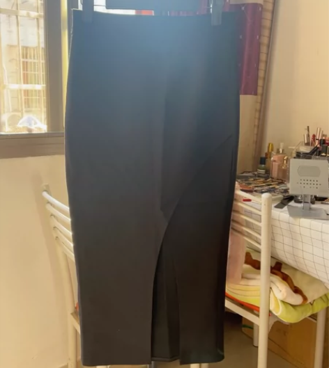 一步裙，春夏秋三季可穿，适合比较瘦的姐妹[...
