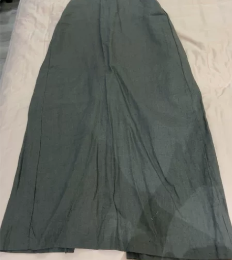 亚麻中裙,韩国代购 感兴趣的话点“我想要”...