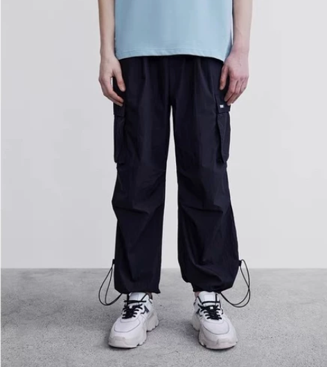 UR男士夏款休闲裤29码 宽松大腿裤 带有...