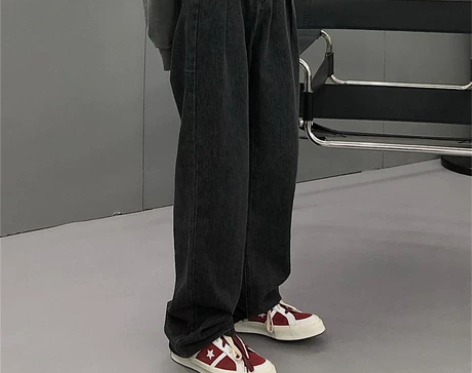 高街直筒牛仔裤女秋季ins百搭黑色阔腿长裤...