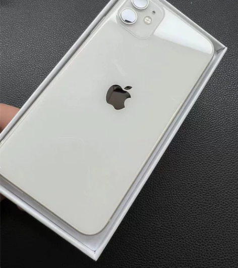 自用11国行双卡 原装屏三网4G 功能完好...