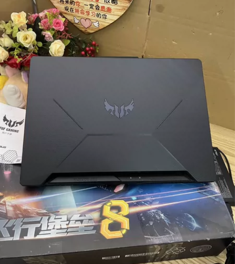 原盒 全国联保 华硕飞行堡垒8/i5-10...