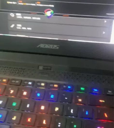 技嘉g15游戏笔记本，3080显卡，15寸...