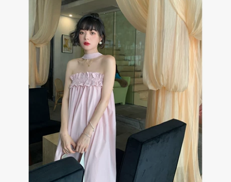 乌龙羊/法式黑色抹胸连衣裙女夏吊带挂脖长裙...