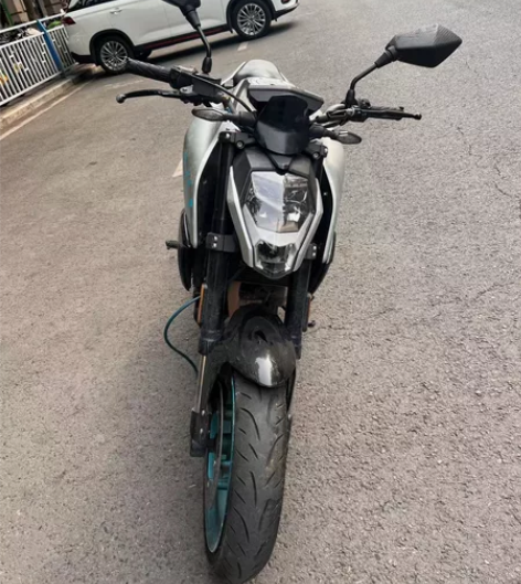 标配nk250，18年上户，二万二千公里，...
