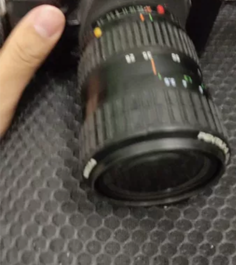 宾得p30t,带一个28 80 3.5~4...