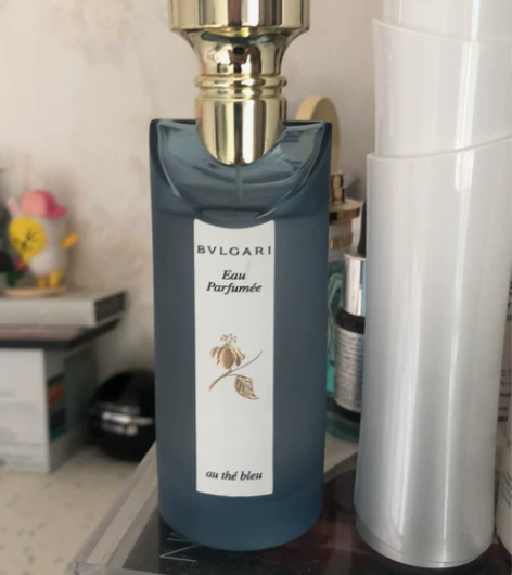 宝格丽蓝茶古龙茗蓝75ml，余量如图，瓶盖...