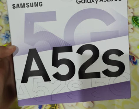 三星 Galaxy A52s 5G版 型号...