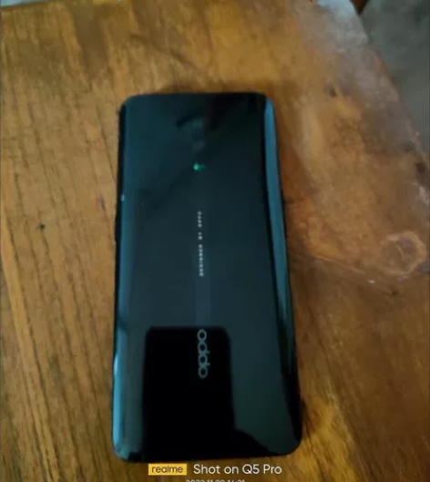 二手手机OPPO Reno升降摄像头6+1...