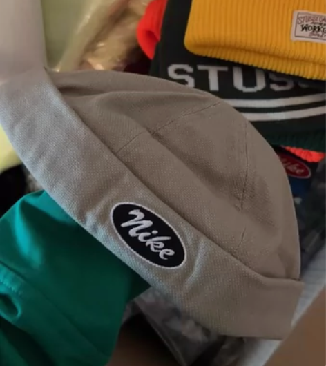 nike 中古款 瓜皮帽 感兴趣的话点“我...