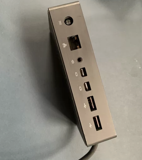 微软扩展坞，本体很新，电源比较旧 感兴趣的...