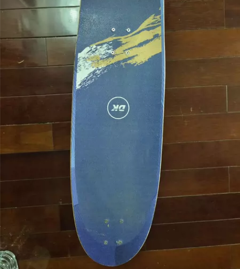 DK陆地冲浪板，弹簧适中，新手友好。买来就...